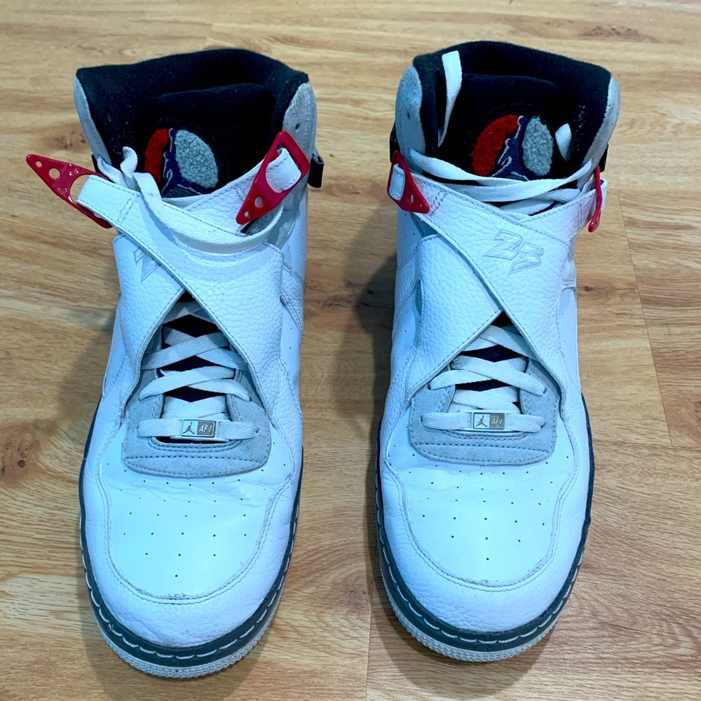 Nike Air Jordan “Bugs Bunny”